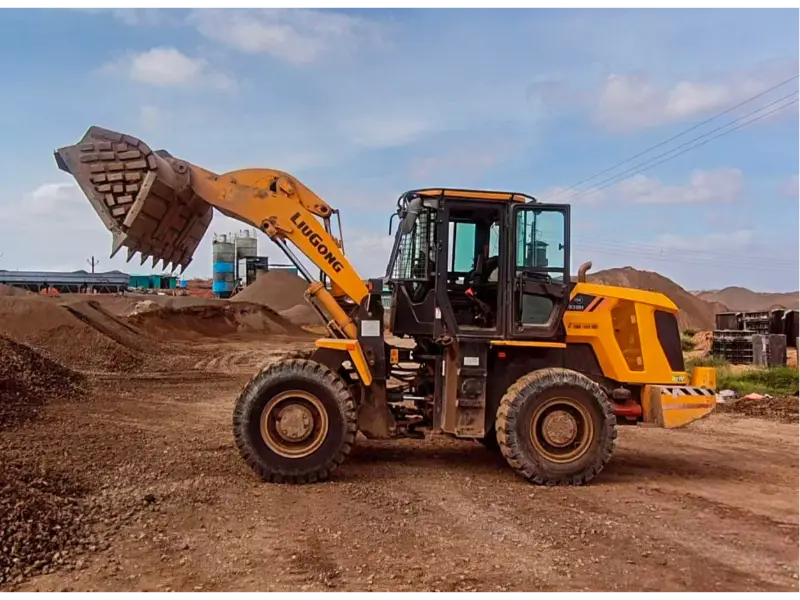 Russland Quarry Project – Feltnotater om 23.5-25 E3 Bias OTR dekkforsyning Russland Quarry Project – Feltnotater om 23.5-25 E3 Bias OTR dekkforsyning